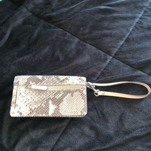 Snakeskin styles wallet wristlet